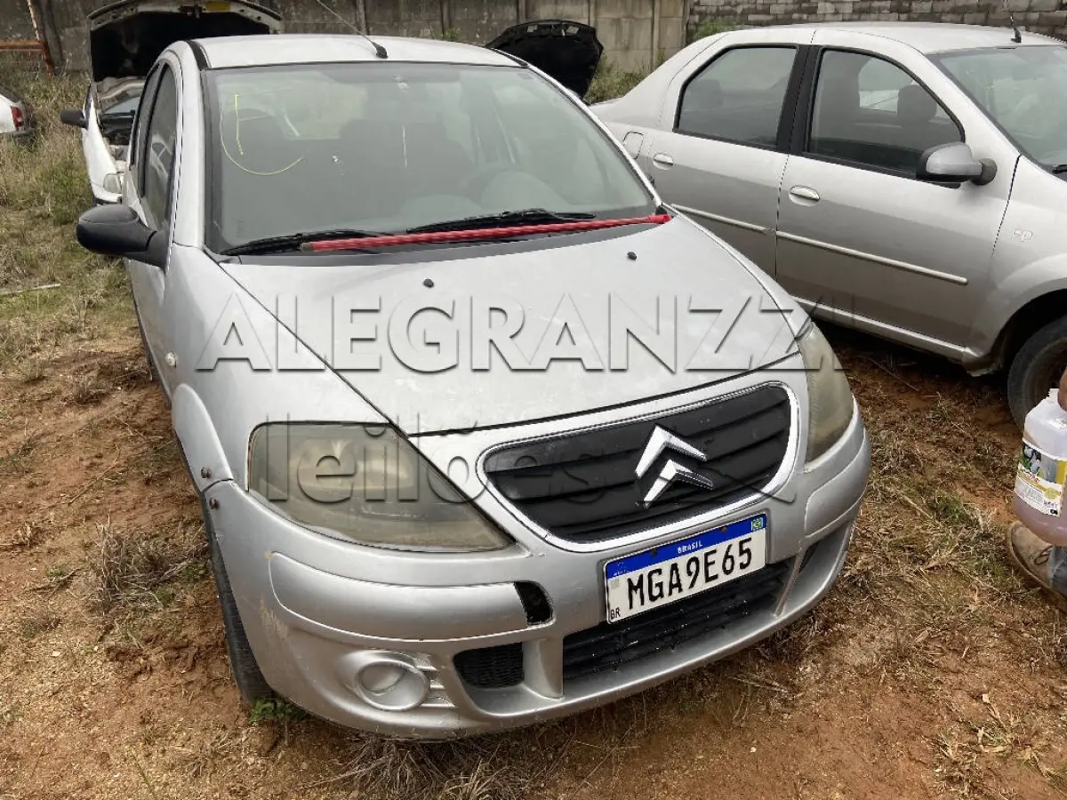 LOTE 0052