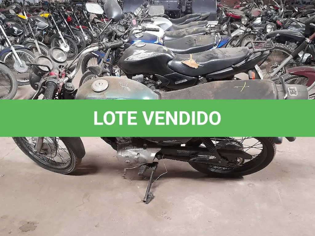 LOTE 0692
