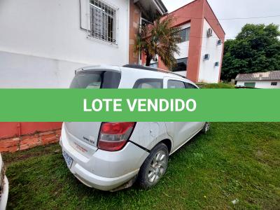 LOTE 032 - CHEVROLET SPIN 1.8 l MT LTZ - ANO 2013/2014 - COMPLETO