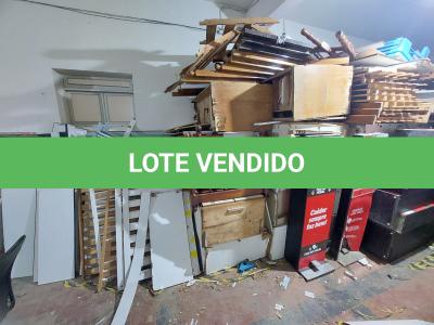 LOTE 008 - LOTE DE MÓVEIS EM GERAL