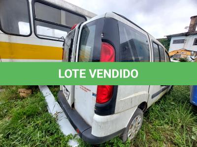 LOTE 030 - FIAT DOBLO ESSENCE 1.8 - ANO 2012/2012 - NÃO FUNCIONA