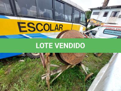 LOTE 024 - BETONEIRA 220 LT
