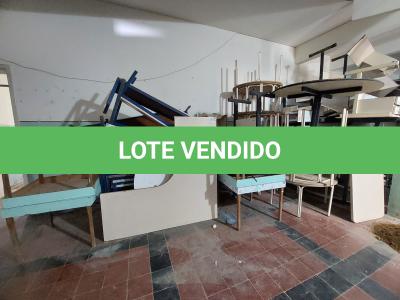 LOTE 009 - LOTE DE MESAS