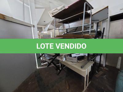 LOTE 009 - LOTE DE MESAS