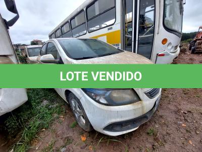LOTE 031 - CHEVROLET ONIX 1.4 MT L - ANO 2014/2015 - NÃO FUNCIONA