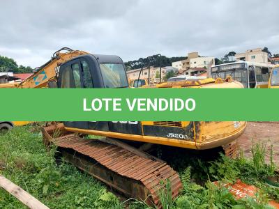 LOTE 041 - ESCAVADEIRA HIDRAULICA JCB 200 - ANO 2011