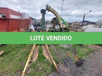 LOTE 016 - COLHEDEIRA MAX GOLD 12 PREMIER CX HD PINHEIRO
