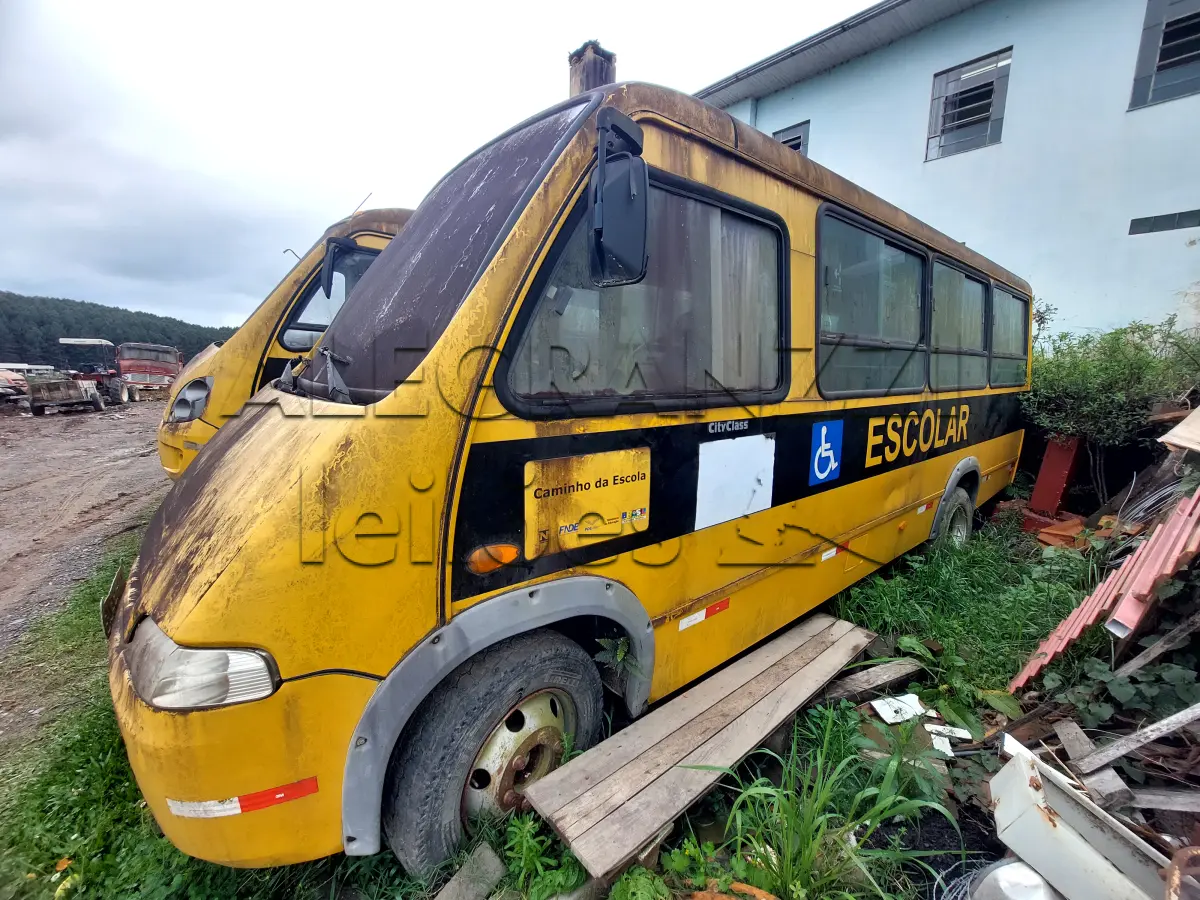 LOTE 036 - IVECO - CITYCLASS 70C16 - ANO 2010/2011 - NÃO FUNCIONA
