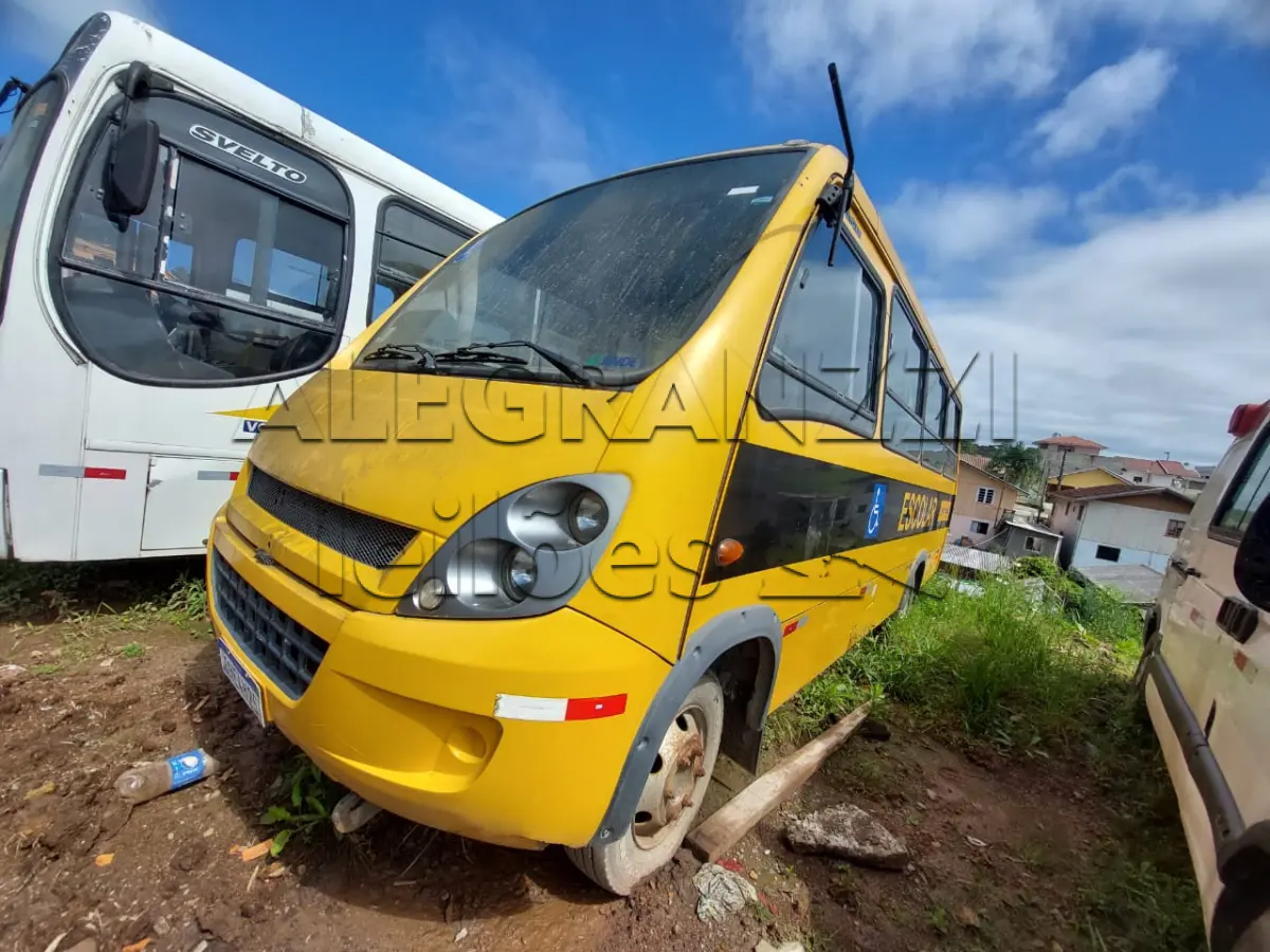 LOTE 038 - IVECO CITYCLASS 70C17 - ANO 2013/2014 - NÃO FUNCIONA