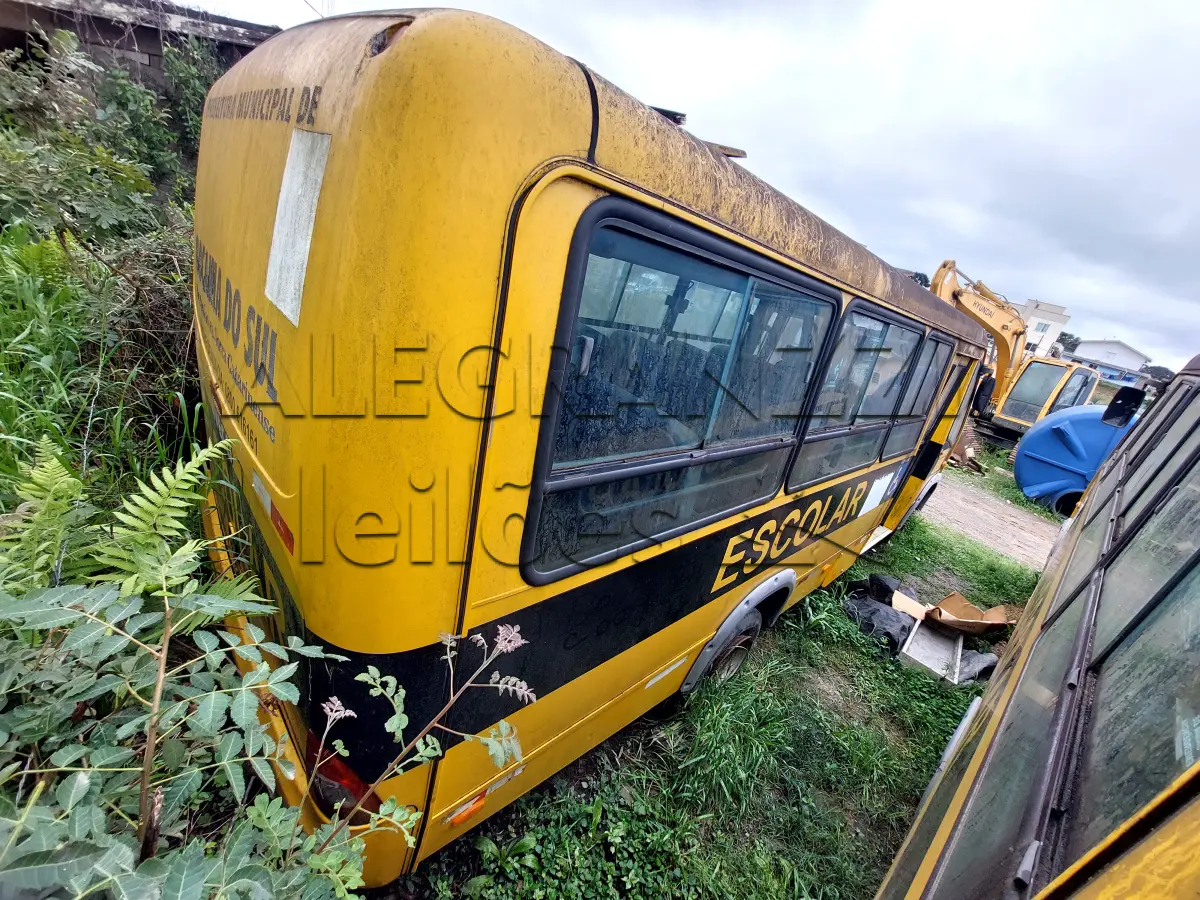 LOTE 036 - IVECO - CITYCLASS 70C16 - ANO 2010/2011 - NÃO FUNCIONA
