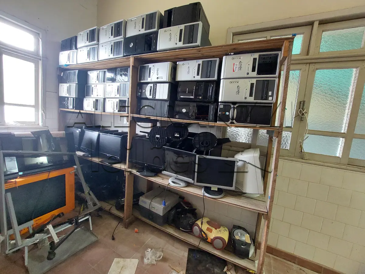 LOTE 006 - EQUIPAMENTOS DE INFORMÁTICA