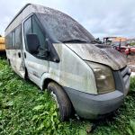 LOTE 034 - FORD TRANSIT BUS 350 l - ANO 2008/2009 - 16 LUGARES - NÃO FUNCIONA